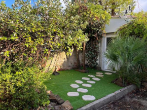 T2 cosy avec terrasse - 5 min des plages